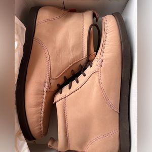 Marc Joseph Gramercy Bootie in Blush Nubuck girls size 4.5